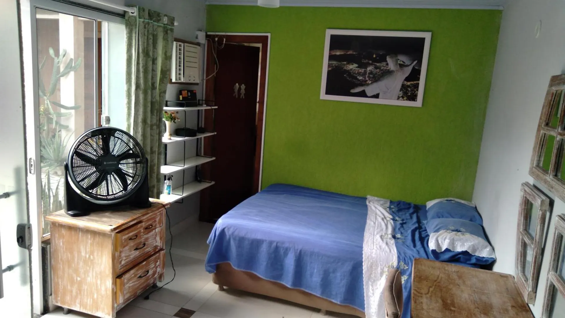 Suite Em Cabo Frio Na Praia Do Pero Brazylia